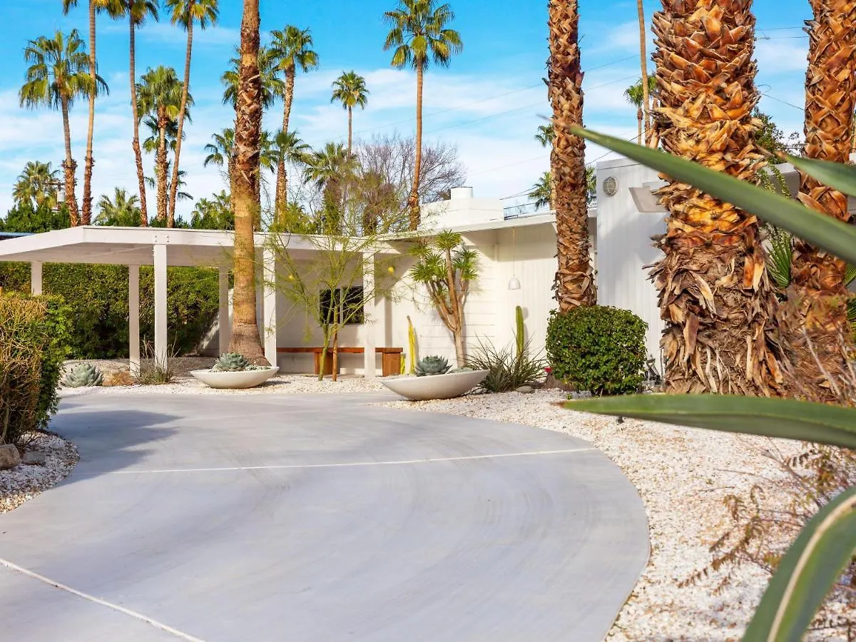 Willa House Of Stardust By Acme House Company Palm Springs